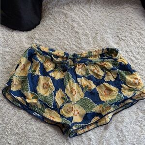 Benoa swim ilima shorts medium